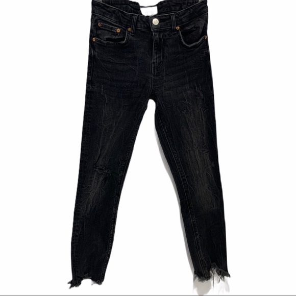 Zara Mid Rise Skinny Fit Raw Hem Distressed Jeans Vintage Black Wash Size 6 EUC - Picture 4 of 12